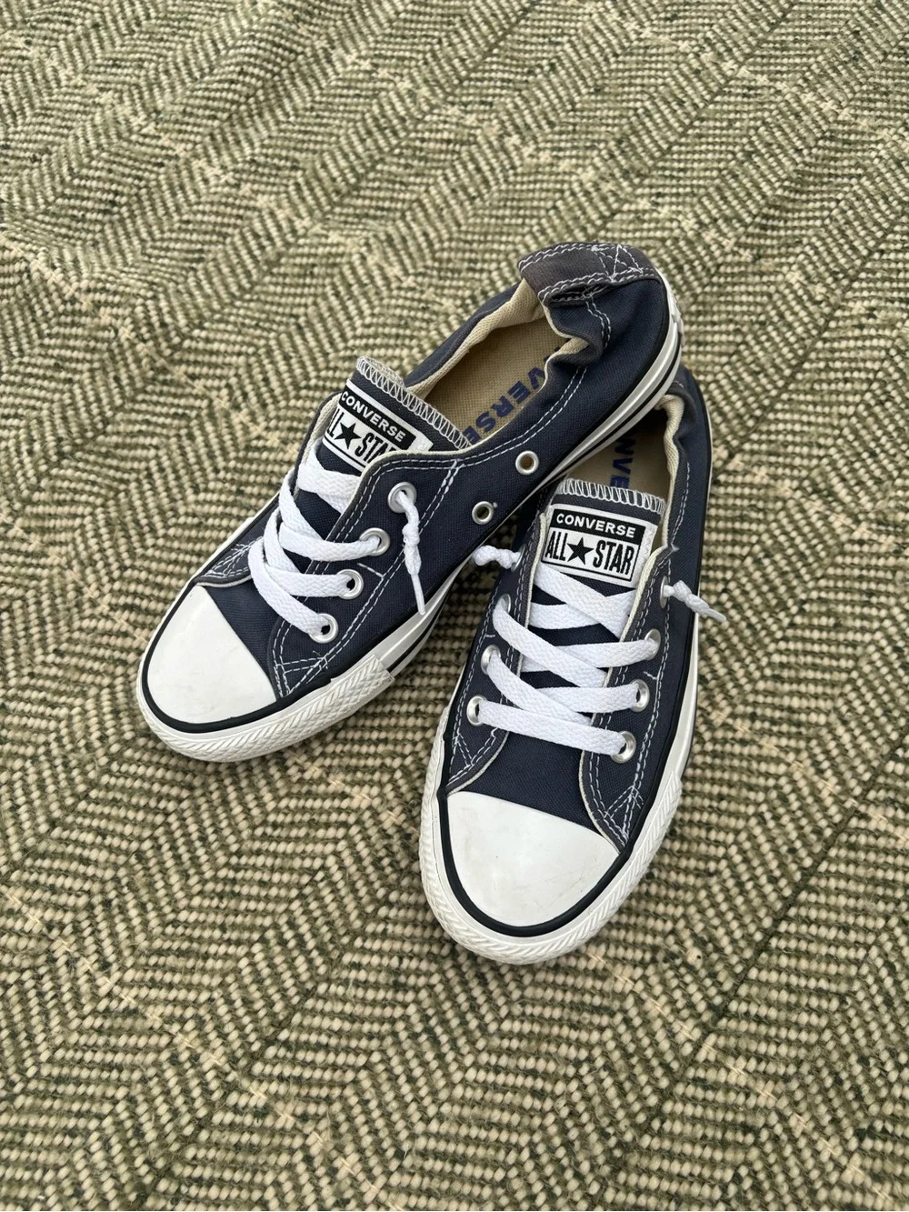 Converse  Sneakers in Navy with White Accents